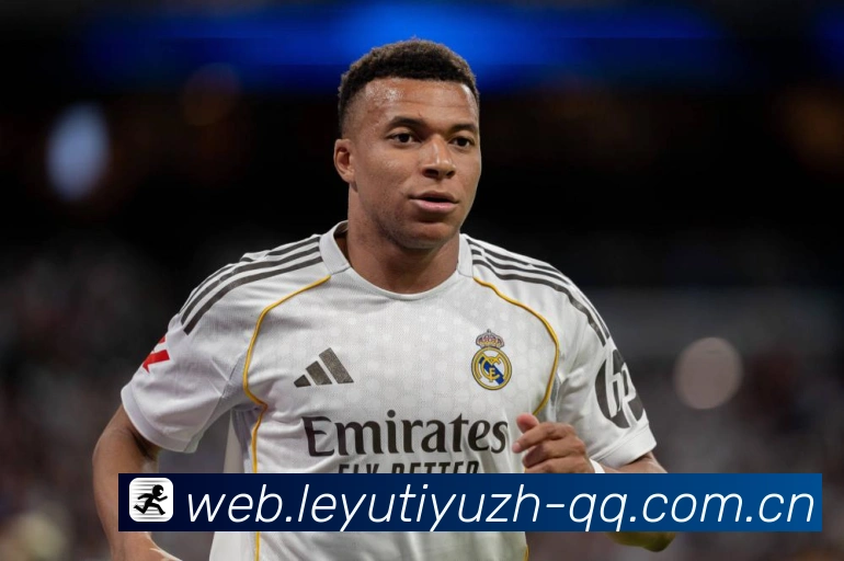 围绕二零二六世界杯体育场建设推动城市发展与国际赛事融合新格局赛事前瞻:最新赛事动态与深度分析 围绕二零二六世界杯体育场建设推动城市发展与国际赛事融合新格局赛事前瞻:最新赛事动态与深度分析
